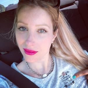 Meet your Posher, Cat